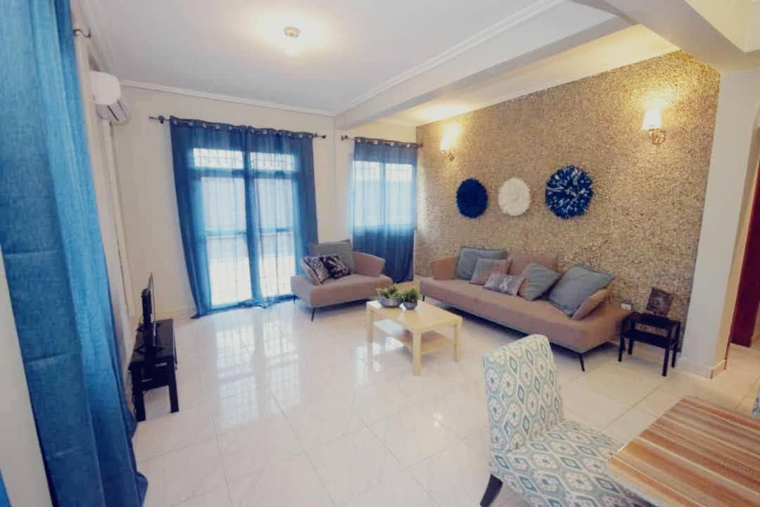 Aparthotel Stone House - Makepe, Douala Esterno foto