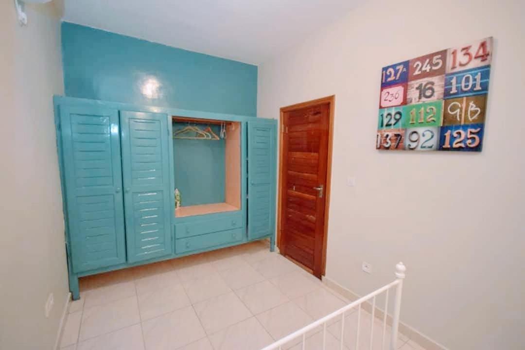 Aparthotel Stone House - Makepe, Douala Esterno foto