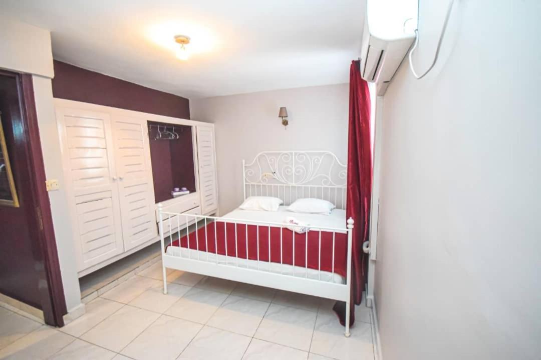 Aparthotel Stone House - Makepe, Douala Esterno foto